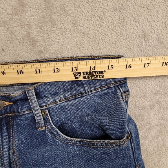 NWOT Kirkland Signature Womens 8 High-Rise Straight Fit Denim Jeans Blue Cotton - Picture 4 of 10
